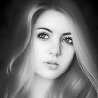 وحيدة كالقمر