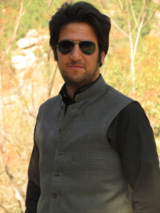 Numan Khan