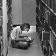 Lindysbookshelf 