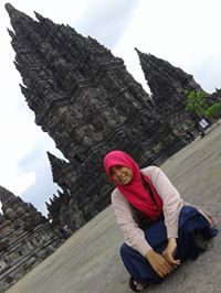 Widya Sujarwati Sukri