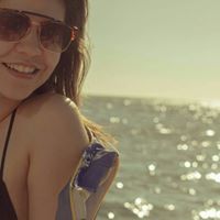 Adri Alvear
