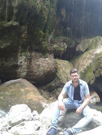 Տարոն Նազարեթյան