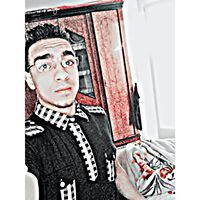 بودا والعالم يتألم
