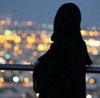 غربة العشرين