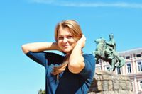 Оля Ратушна