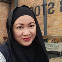 Ina Hamdani