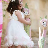 الوردة البيضاء