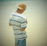 กันตพล สีม่วง