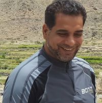 عيسى الخروصي