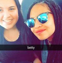 Täïÿłä Möžöüł