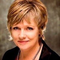Lesley Moore