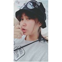 อั้ม อั้ม.