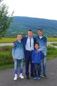 Борис Николов