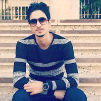 علي داخل