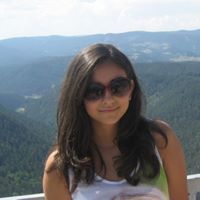 Елена Гелова