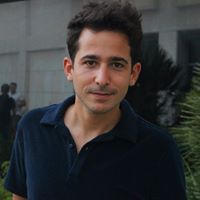 Dan Comyns