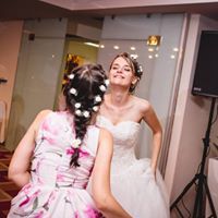 Поли Апостолова