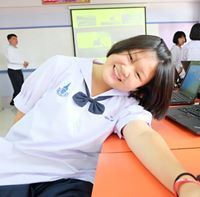 เนย ย้า.