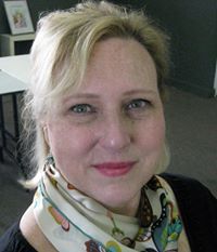 Julie Arnott