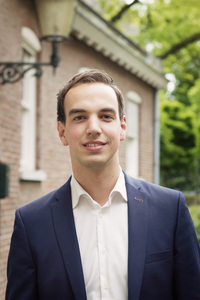 Bas