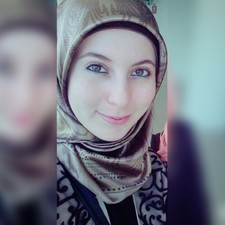 زهراء الأخرس