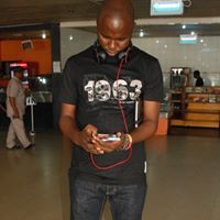 Майкл Неділю'