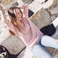 Laura Van Tricht