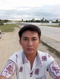 သိန္း ထြန္း