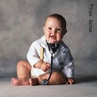 طبيب اخصائي اطفال