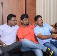 Vinoth Kumaravadivel