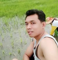 อนุรักษ์ เอื้อวงษ์ประเสริฐ