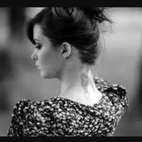 الوردة البيضاء