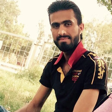 مهند العزآوي