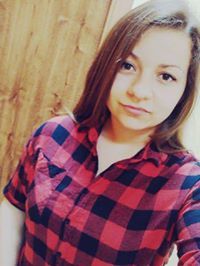 Никол Иванова