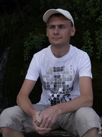 Денис Абакумов