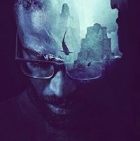 الغريب والبحر