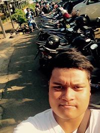 Harris Deva