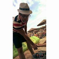 Бојан Денковски