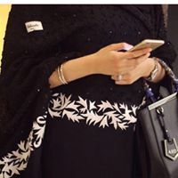 نجوى العنزي