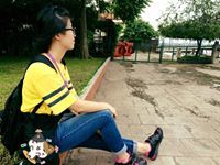 Thơm Lê