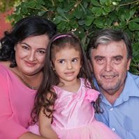 Ντινα Θαλασσινου