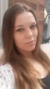 Оля Петрова