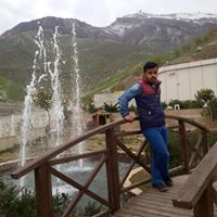 مصطفى العنزي