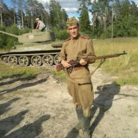 Алексей Иванов