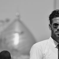 اكرم  توفيق