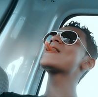 ياصغير مايكبرني