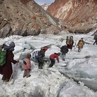 ดาวเรือง สุขเจริญ