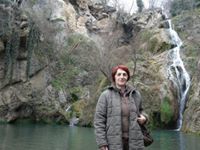 Рени Николова