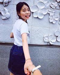 依廷 周