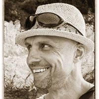 Андрей Константинов